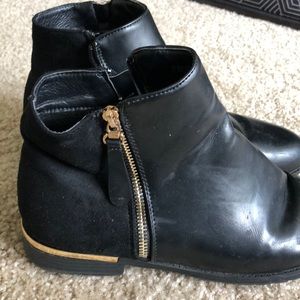 Women’s ankle boots